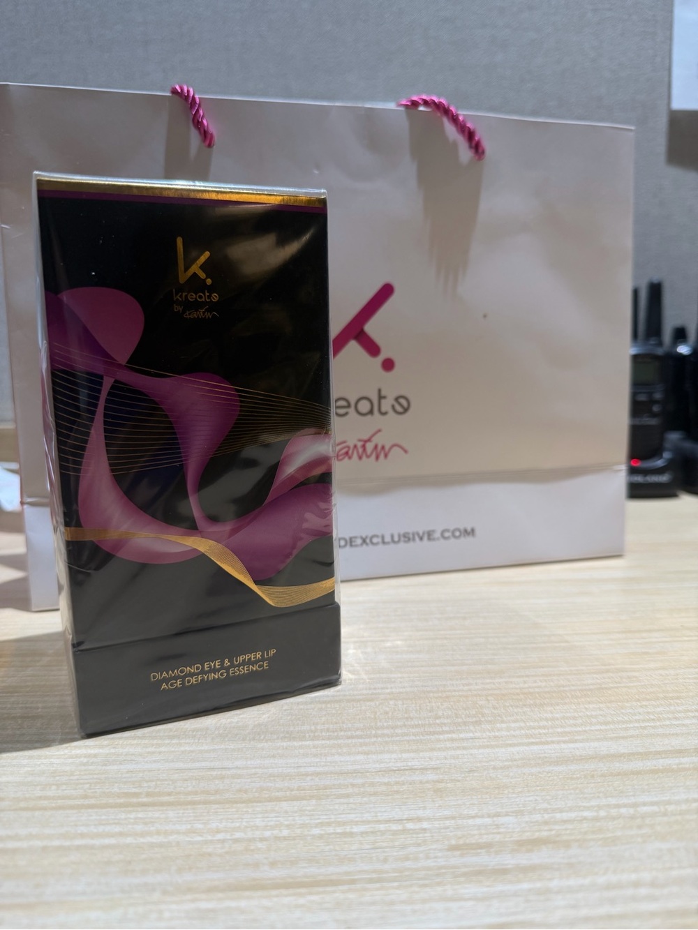 Kreato by Karim Diamond Eye & Upper Lip Age Defying Essence